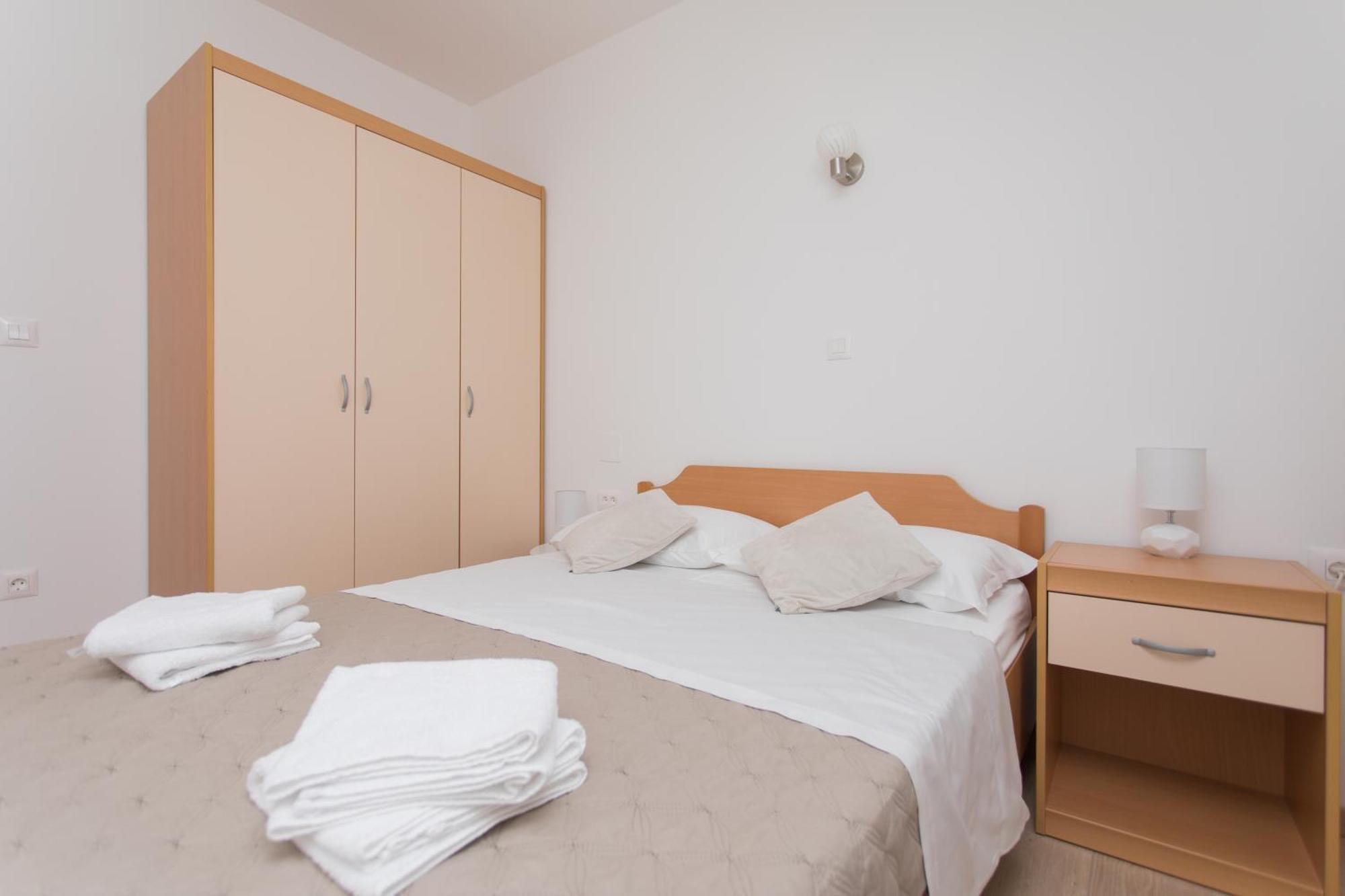 Beach Apartments Mediteran Marina Dış mekan fotoğraf